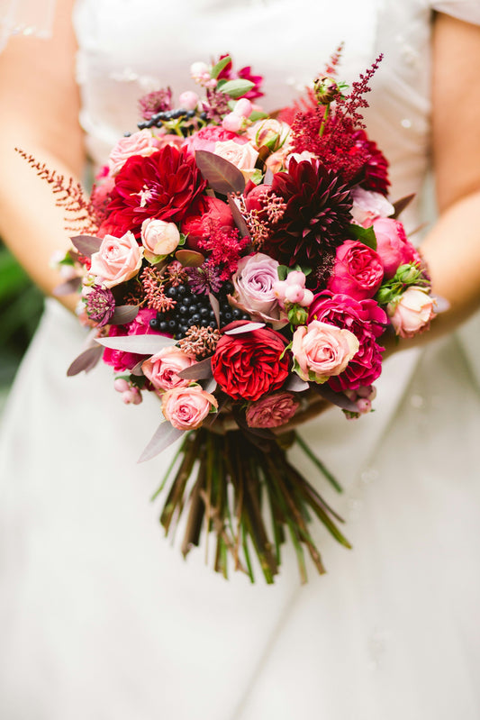 burgundy wedding bouquet